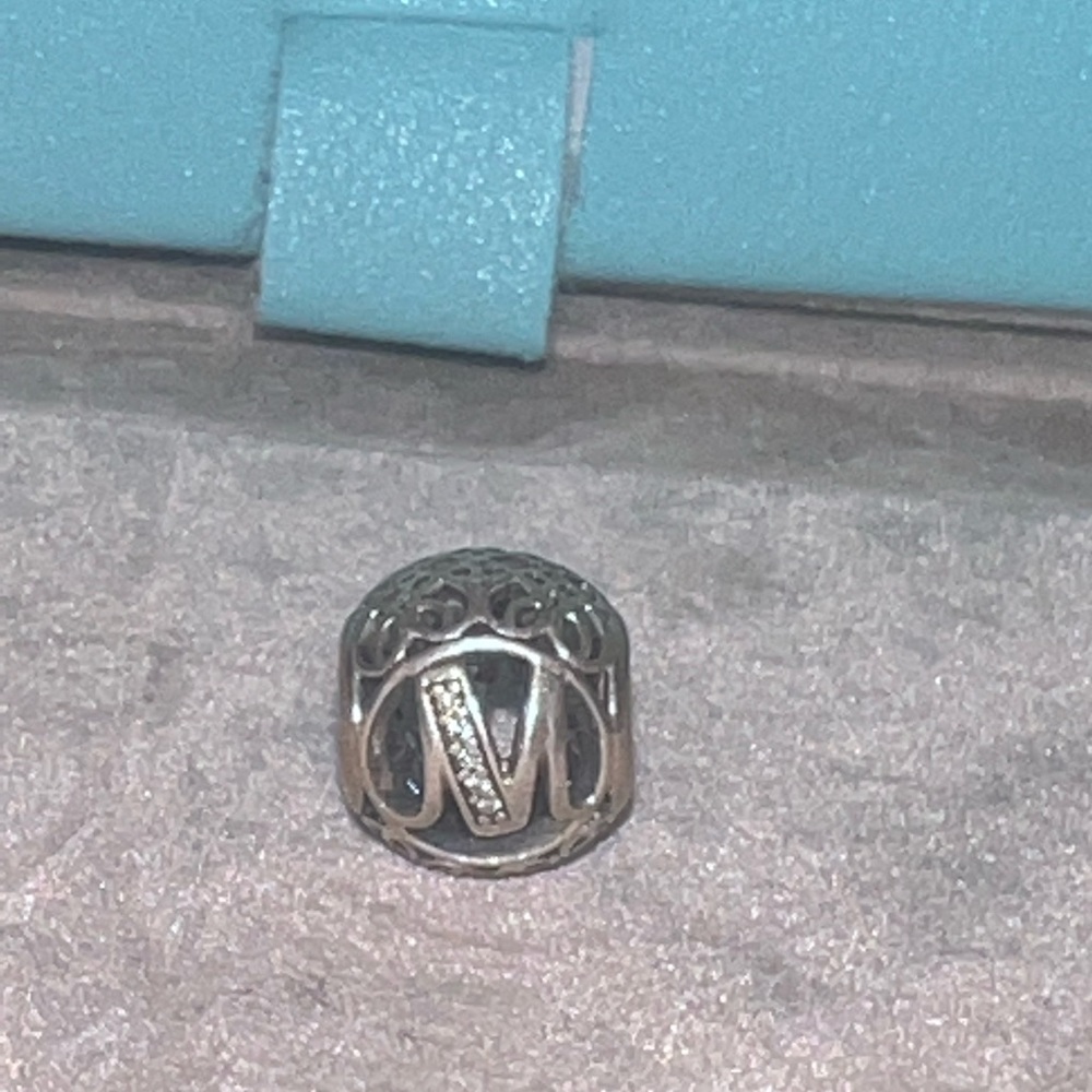 M charm pandora